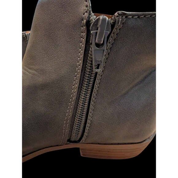 Older Girls Gray Side Zip Faux Leather Ankle Booties, Size 2, Wonder Nation - Picture 10 of 11